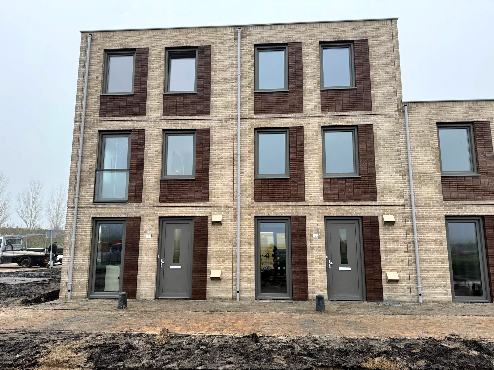 Bouwproject inkleuren gevelgoeroe na